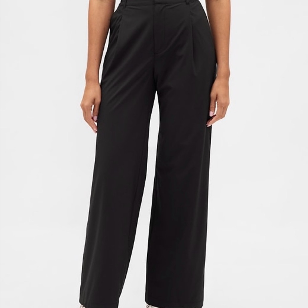 GAP Runaround Black High-Rise Wide Leg Track Pants
